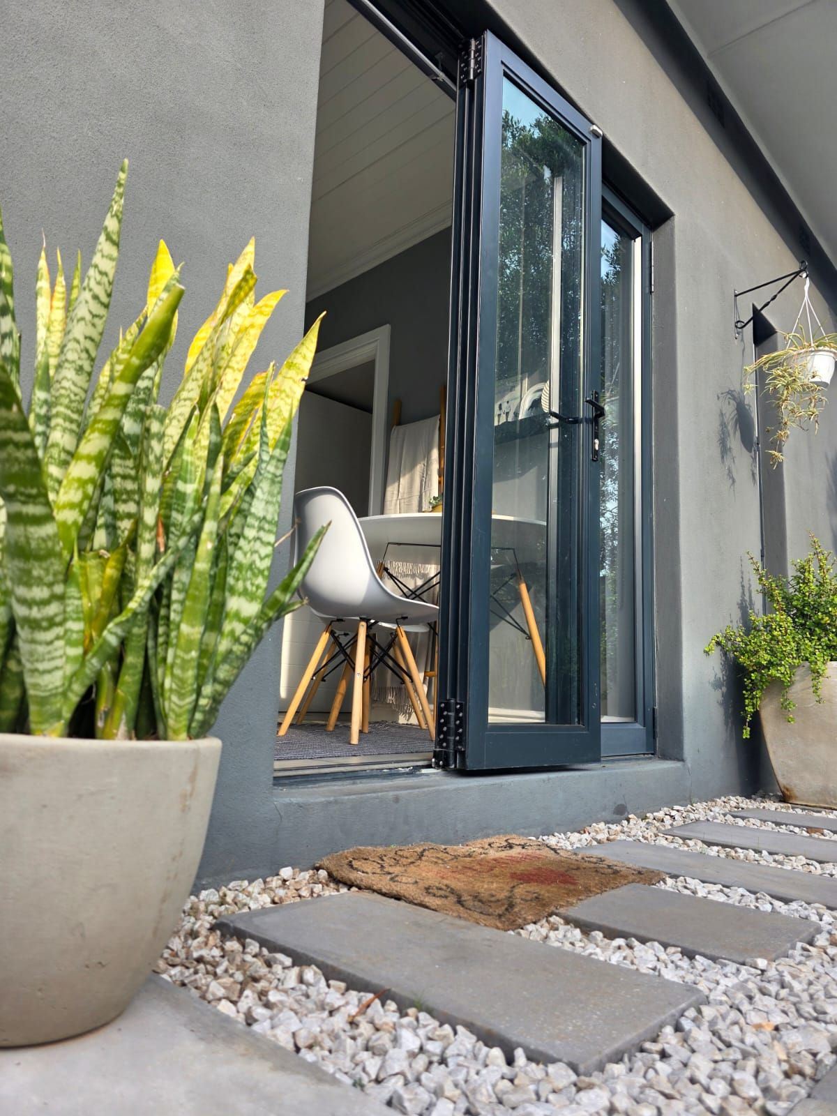 Tiny Home on Broadway self-catering tiny home in Fernglen, Port Elizabeth