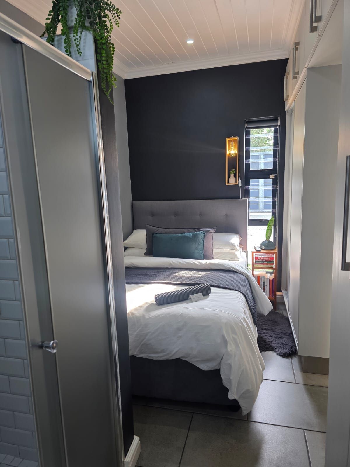 Tiny Home on Broadway self-catering tiny home in Fernglen, Port Elizabeth